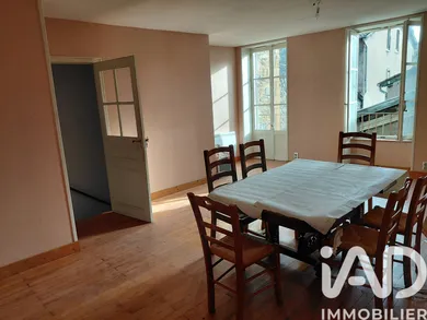 Immeuble à Sain-Bel (69210)
