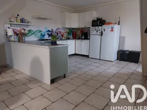 House in Commentry (03600)