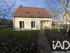 Maison à Varennes-sur-Seine (77130)
