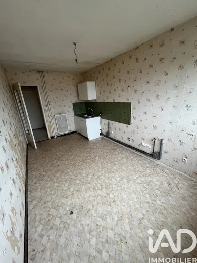 Apartment in Moulins (03000)