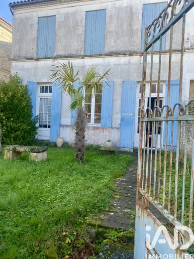 Village house in Breuillet (17920)