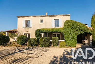 Domain in Beaucaire (30300)