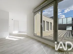 Apartment at Champs-sur-Marne (77420)