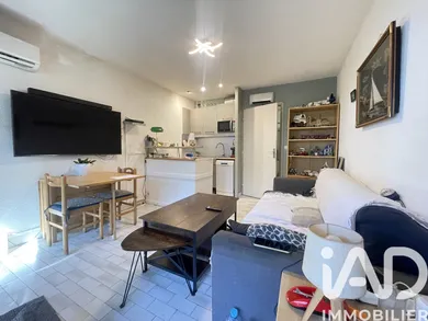 Apartment in Sanary-sur-Mer (83110)