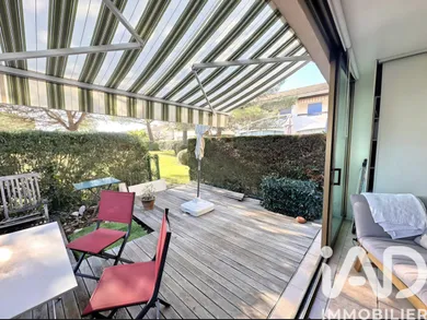 Apartment in Mandelieu-la-Napoule (06210)