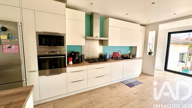 House in Chatou (78400)