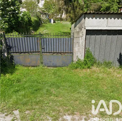 Land at Carbon-Blanc (33560)