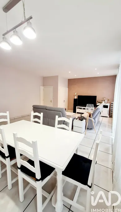 Appartement à Saint-Étienne (42000)