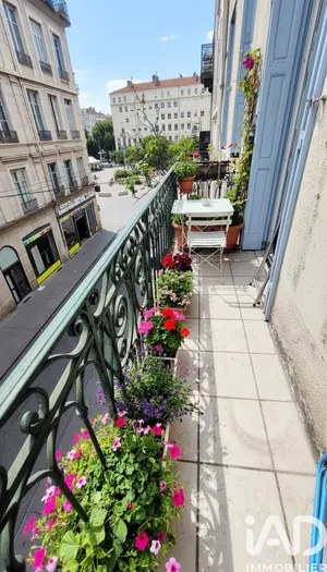 Appartement à Saint-Étienne (42000)