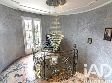 Manoir à Bron (69500)