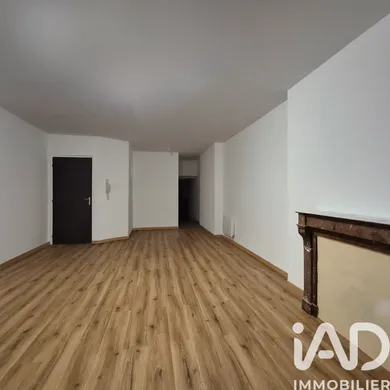 Appartement à Charleville-Mézières (08000)