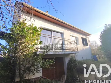 House at Vaugrigneuse (91640)