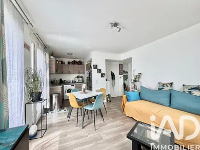 Apartment in Roissy-en-Brie (77680)