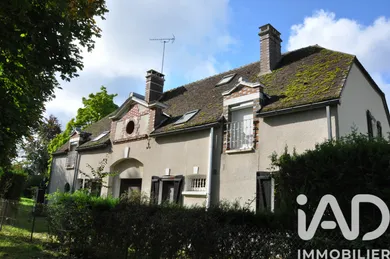 House in Saint-Hilaire-les-Andrésis (45320)