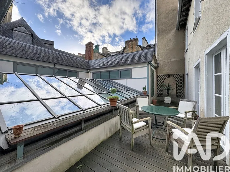 Appartement 8 pièces 260 m² · à Rennes · 260,1 m² · 890 000 €