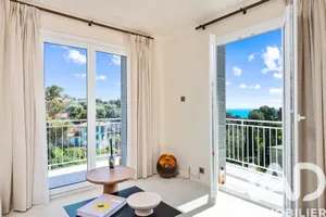 Apartment at Roquebrune-Cap-Martin (06190)