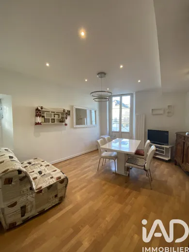 Apartment in Fontainebleau (77300)