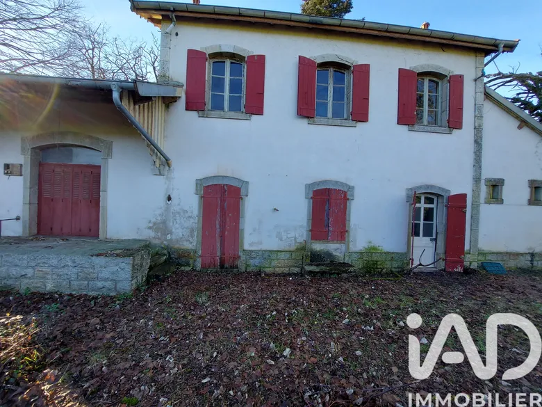 Maison 4 pièces 100 m² · à Valzin-en-Petite-Montagne · 100 m² · 120 000 €