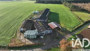 Farm land at Monsireigne (85110)