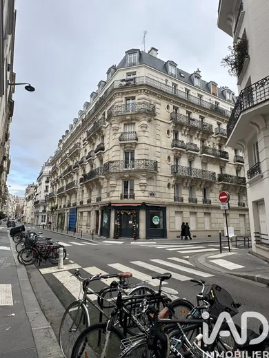 Apartment in Paris (75014)