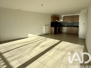 Apartment in Cenon (33150)