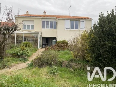 Maison à Aizenay (85190)