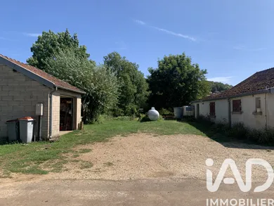Maison de village à Grenant (52500)