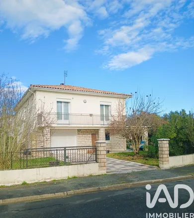 Townhouse in BERGERAC (24100)
