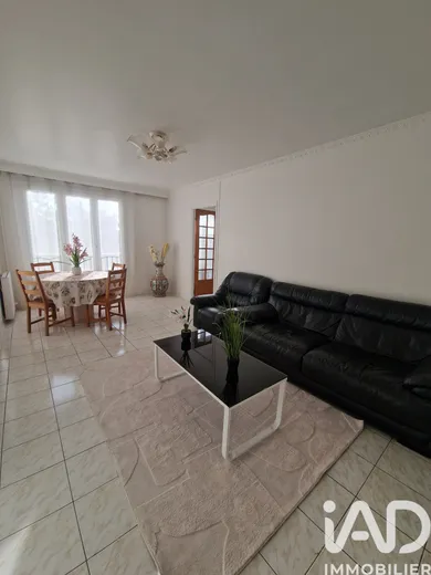Appartement à Les Ulis (91940)