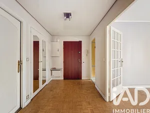 Apartment in Enghien-les-Bains (95880)