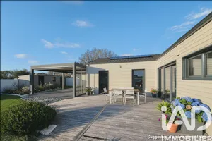 House at Saint-Christophe (17220)