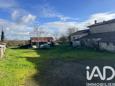 Park home in Saint-Aubin-le-Cloud (79450)