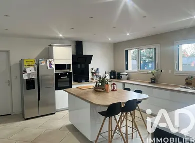 House at Conteville (76390)