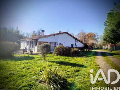 Park home in Saint-Sylvestre-sur-Lot (47140)