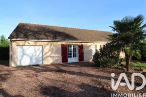 House at LA FERMETE (58160)