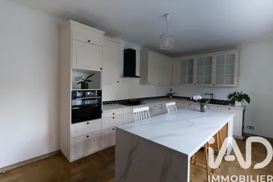 Townhouse in Châteauneuf-la-Forêt (87130)