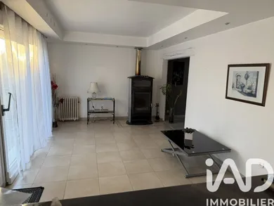 Maison traditionnelle à Varennes-sur-Seine (77130)