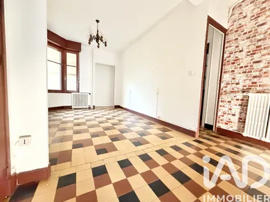 Apartment in Carcassonne (11000)