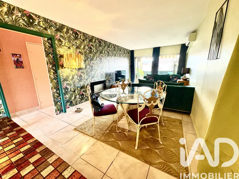 Appartement 4 pièces 75 m² · à Six-Fours-les-Plages · 75,4 m² · 312 000 €