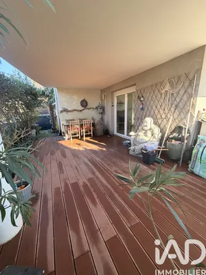 Apartment at Vitrolles (13127)