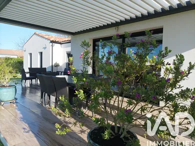 Maison d'architecte à Soulignonne (17250)