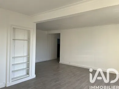 Appartement à Épinay-sur-Seine (93800)