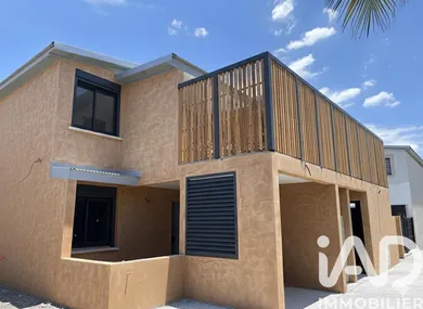 Apartment at Saint-Pierre (97410)