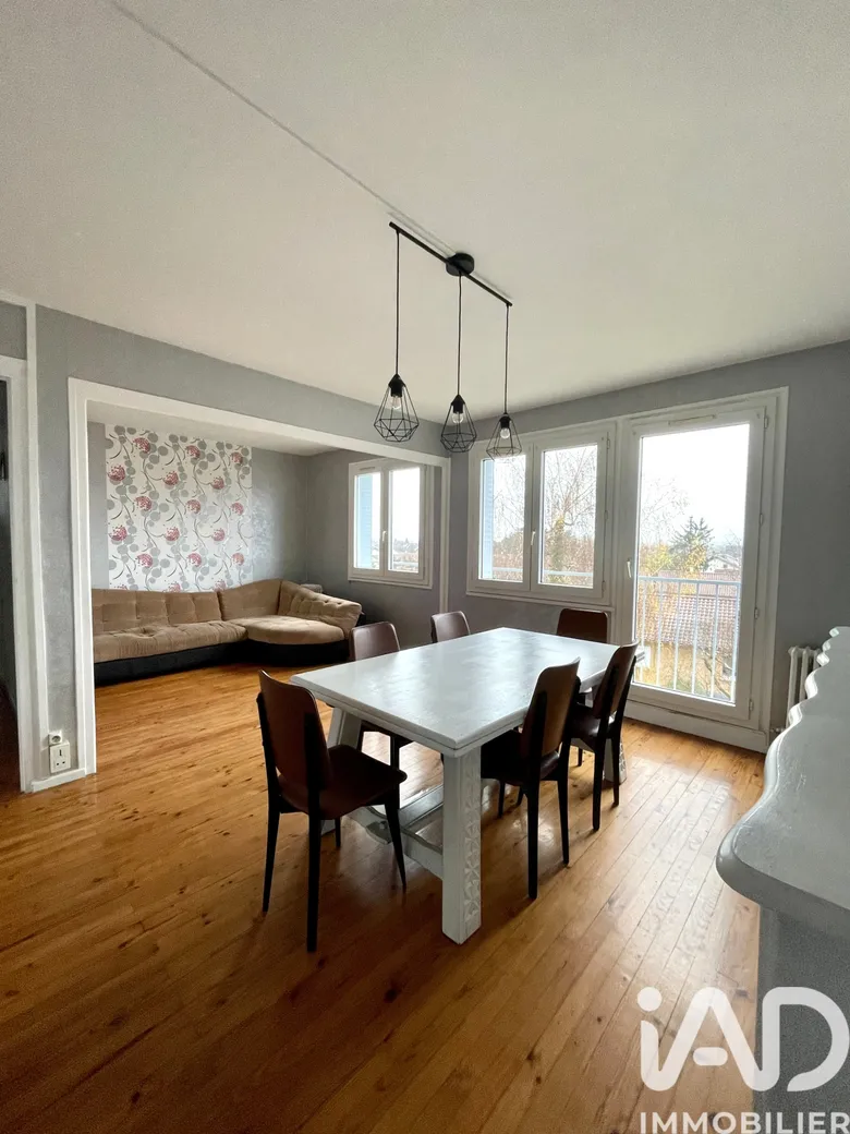 Appartement 4 pièces 74 m² · à Bourg-en-Bresse · 74 m² · 137 000 €
