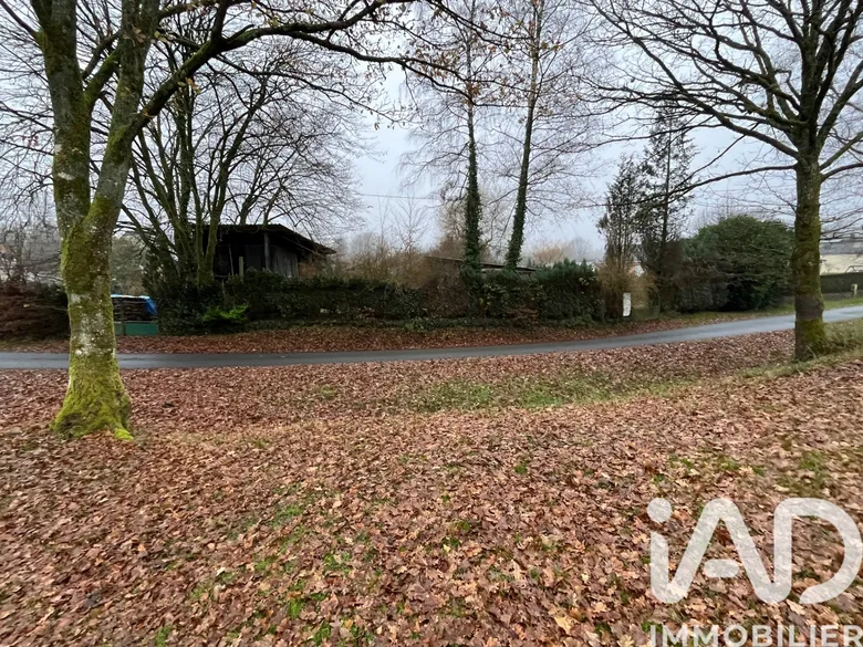 Terrain à bâtir à Sécheval (08150)