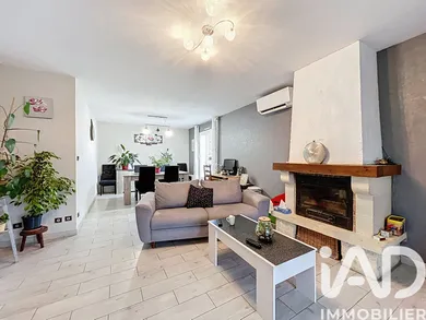 Maison à Saint-Mariens (33620)