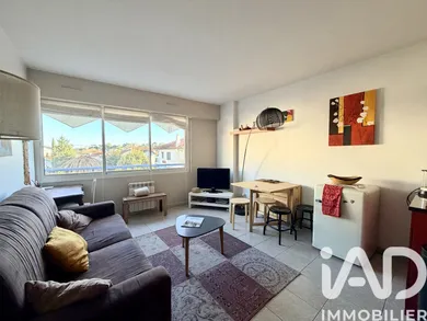 Apartment in Biarritz (64200)