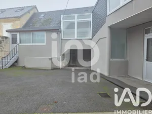 Building in Chivres-Val (02880)