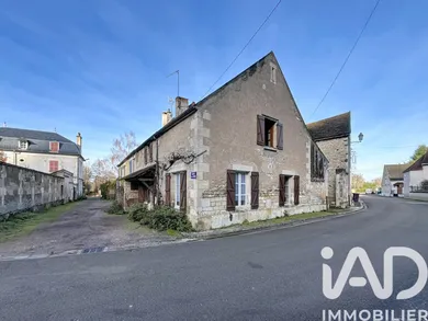 Maison de village à Mailly-la-Ville (89270)