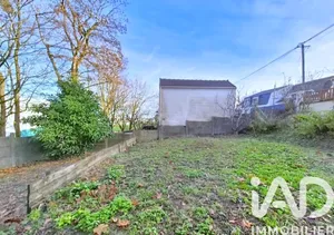 Terrain à Rosny-sous-Bois (93110)